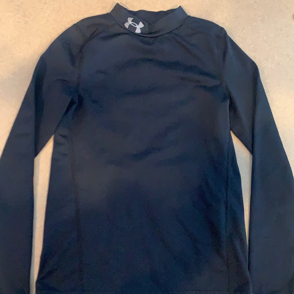Under Armour Cold Gear Base Layer shirt Youth Medium Black